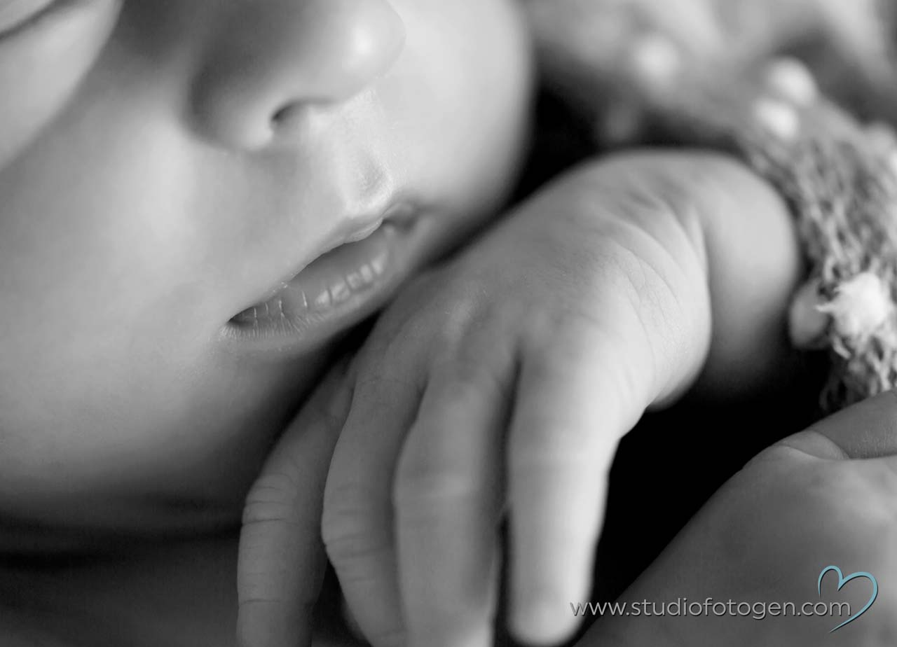 086_NEWBORN